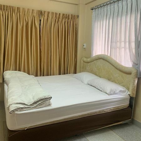 האט יאי Cat Home מראה חיצוני תמונה
